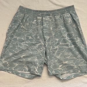 Lululemon 7” Pool Short, L